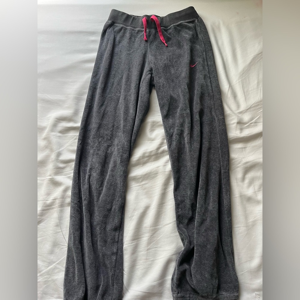 Grey Nike Velour Sweatpants Kids/Juniors Size 5